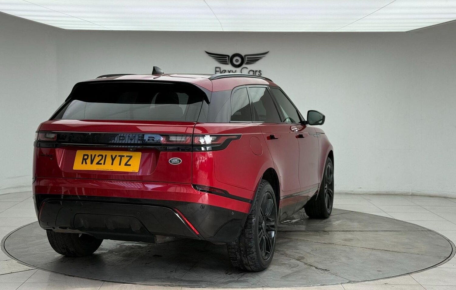 Used Land Rover Range Rover Velar 2021 for sale - 76744239: Photo 6