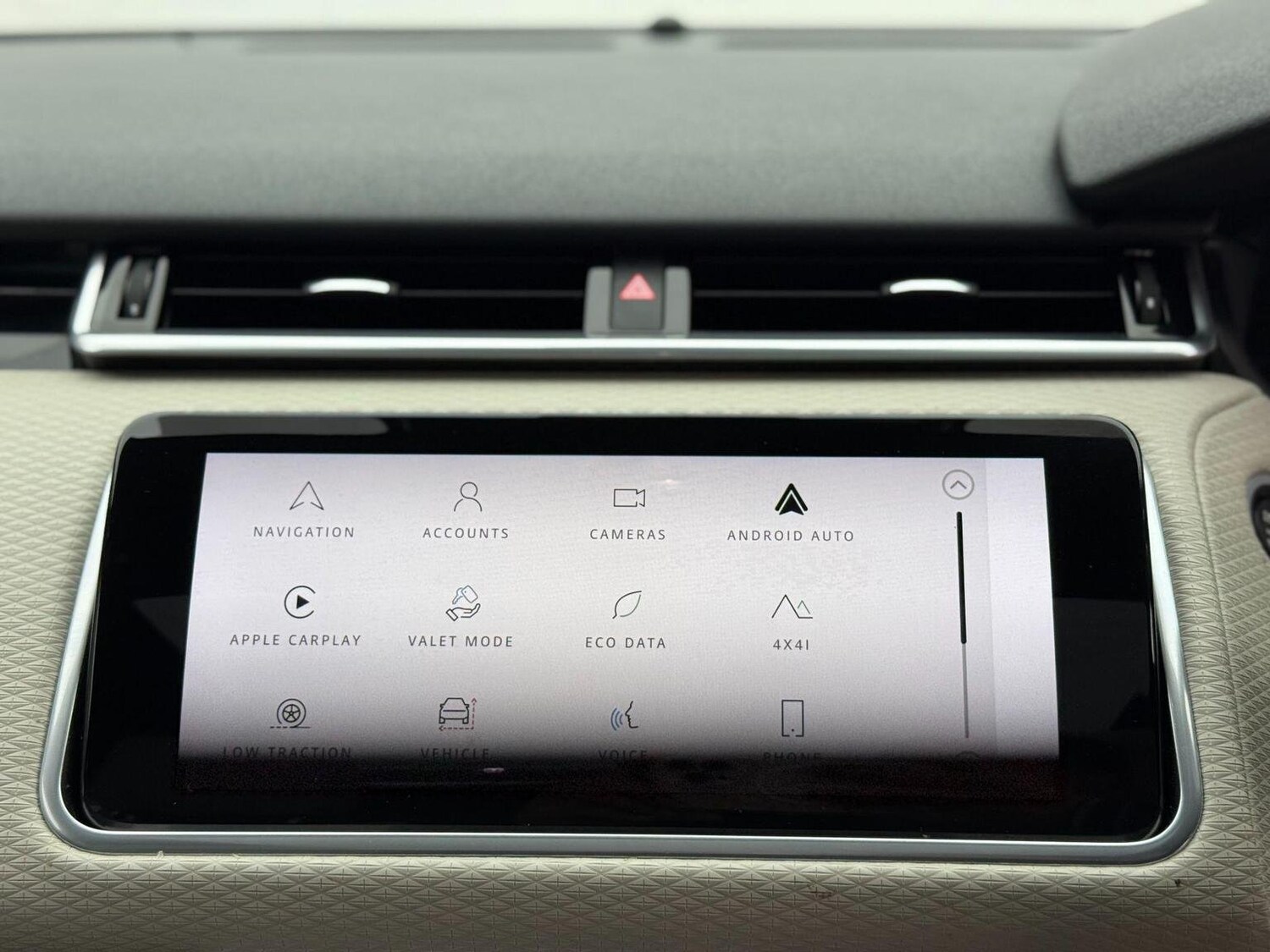 Used Land Rover Range Rover Velar 2021 for sale - 76744239: Photo 64