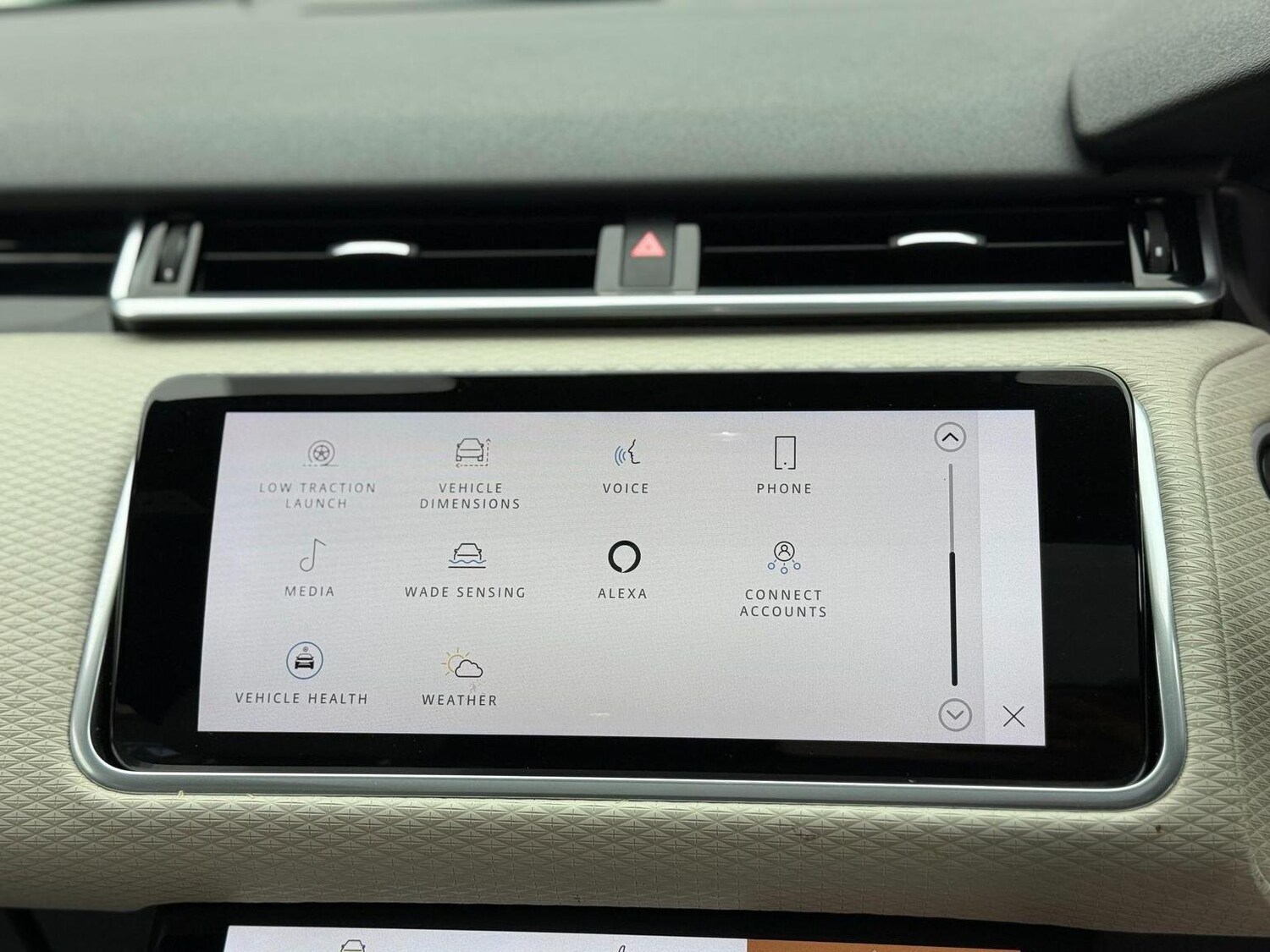 Used Land Rover Range Rover Velar 2021 for sale - 76744239: Photo 65