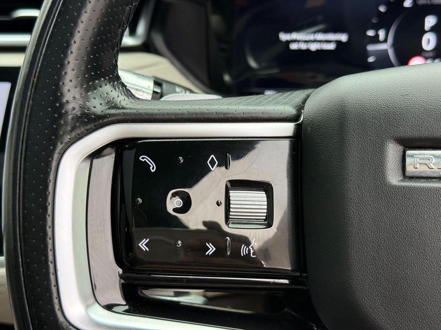 Used Land Rover Range Rover Velar 2021 for sale - 76794516: Photo 55