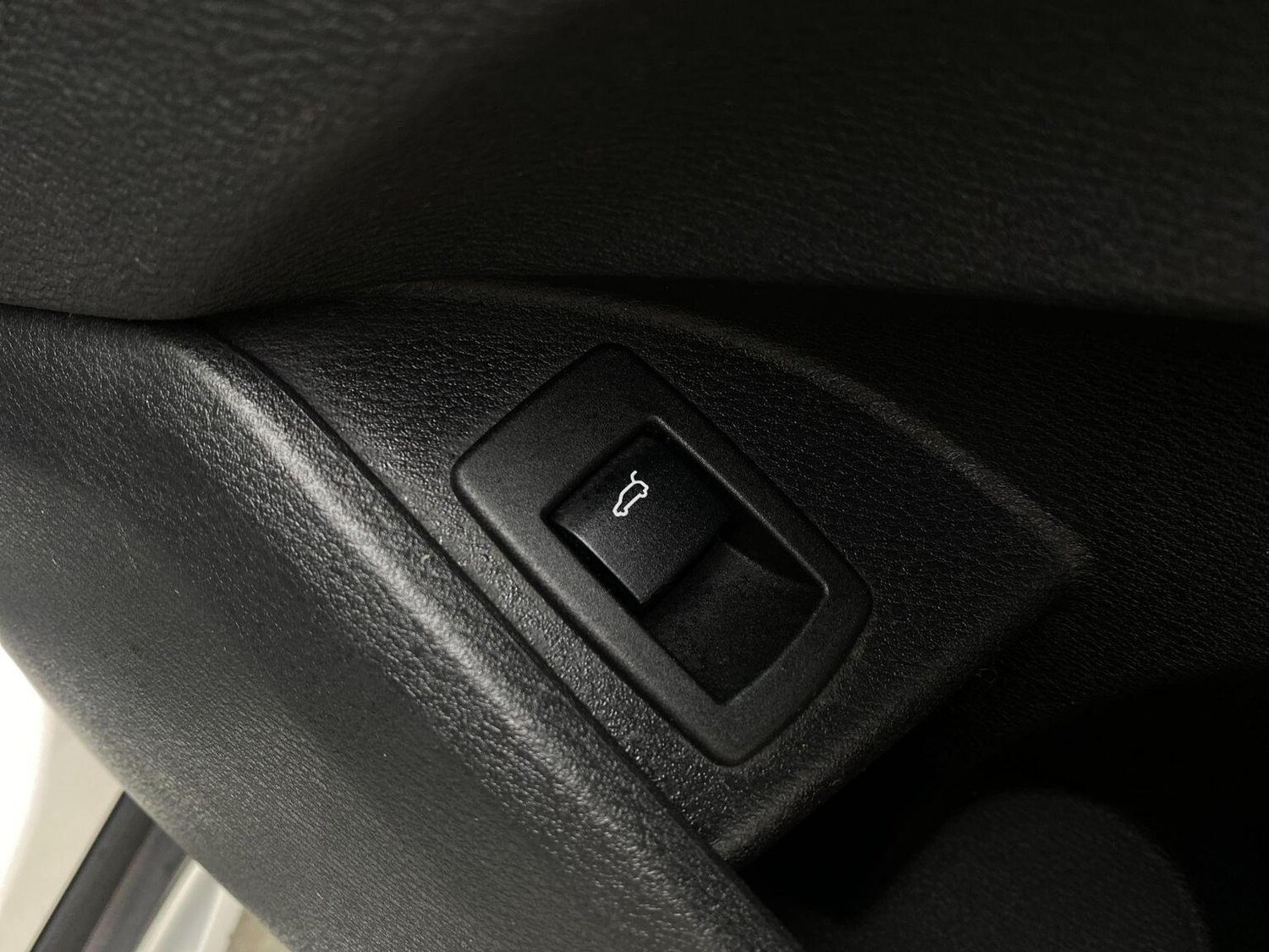 Used BMW X1 2017 for sale - 76744256: Photo 41