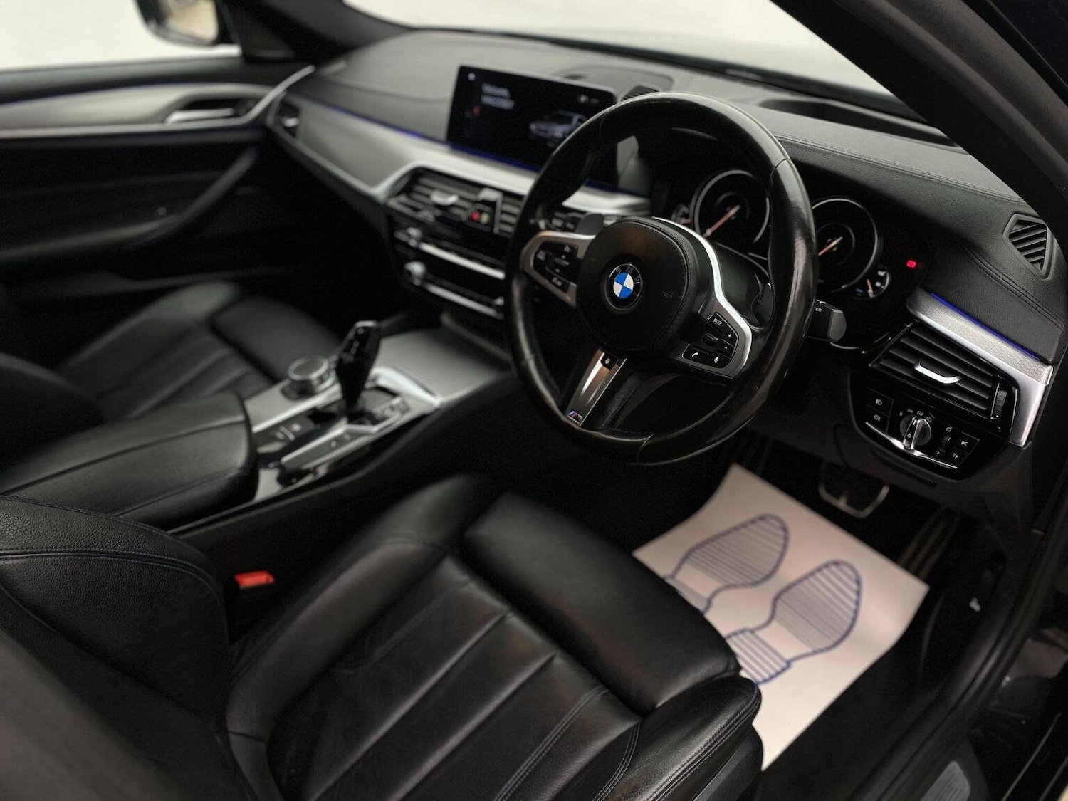 Used BMW 5 Series 2017 for sale - 76744167: Photo 24