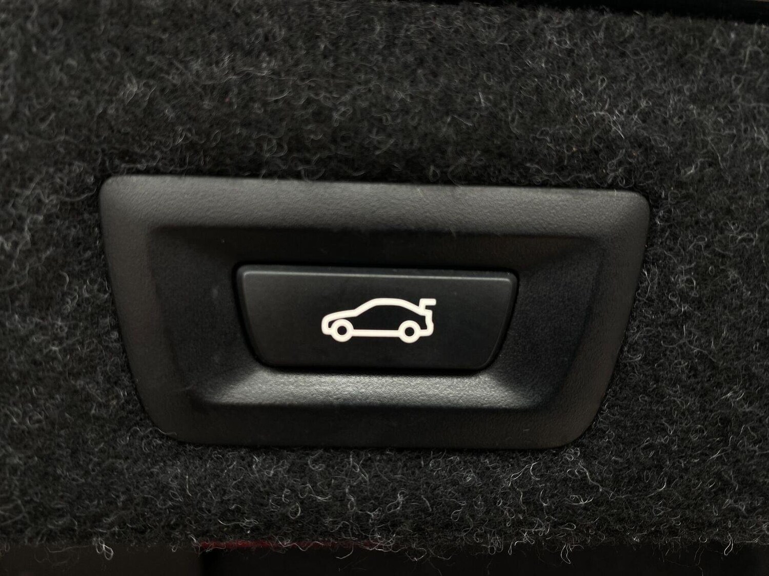 Used BMW 5 Series 2017 for sale - 76744167: Photo 36