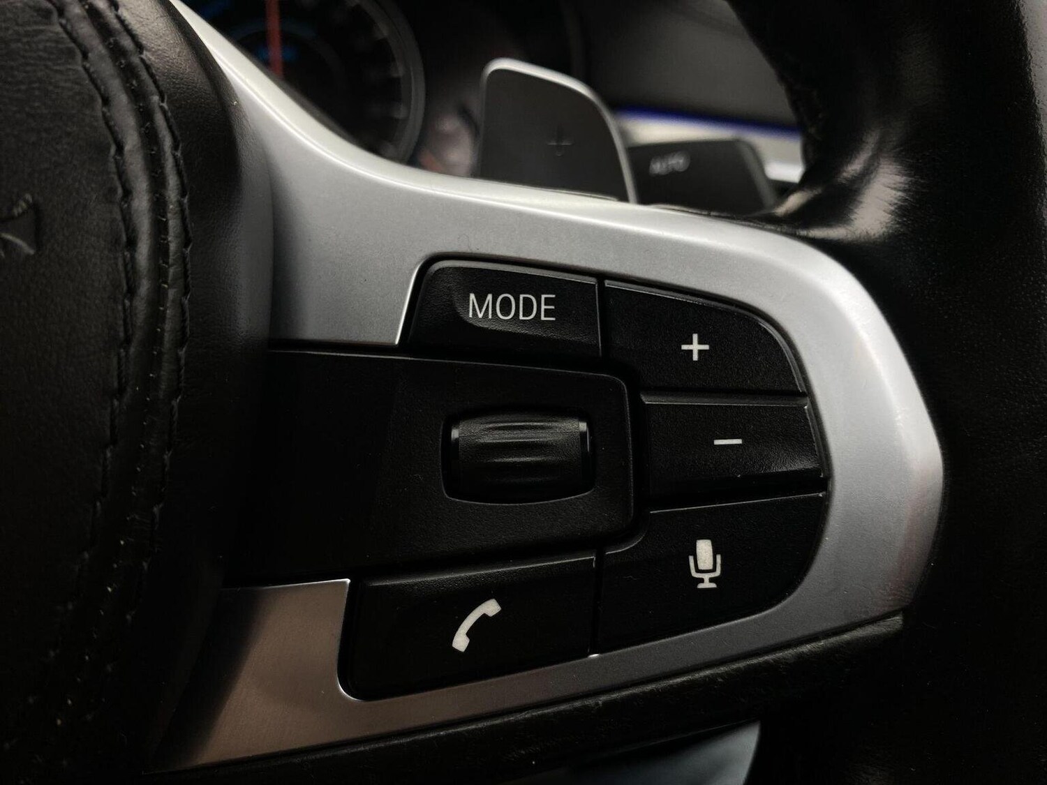 Used BMW 5 Series 2017 for sale - 76744167: Photo 40