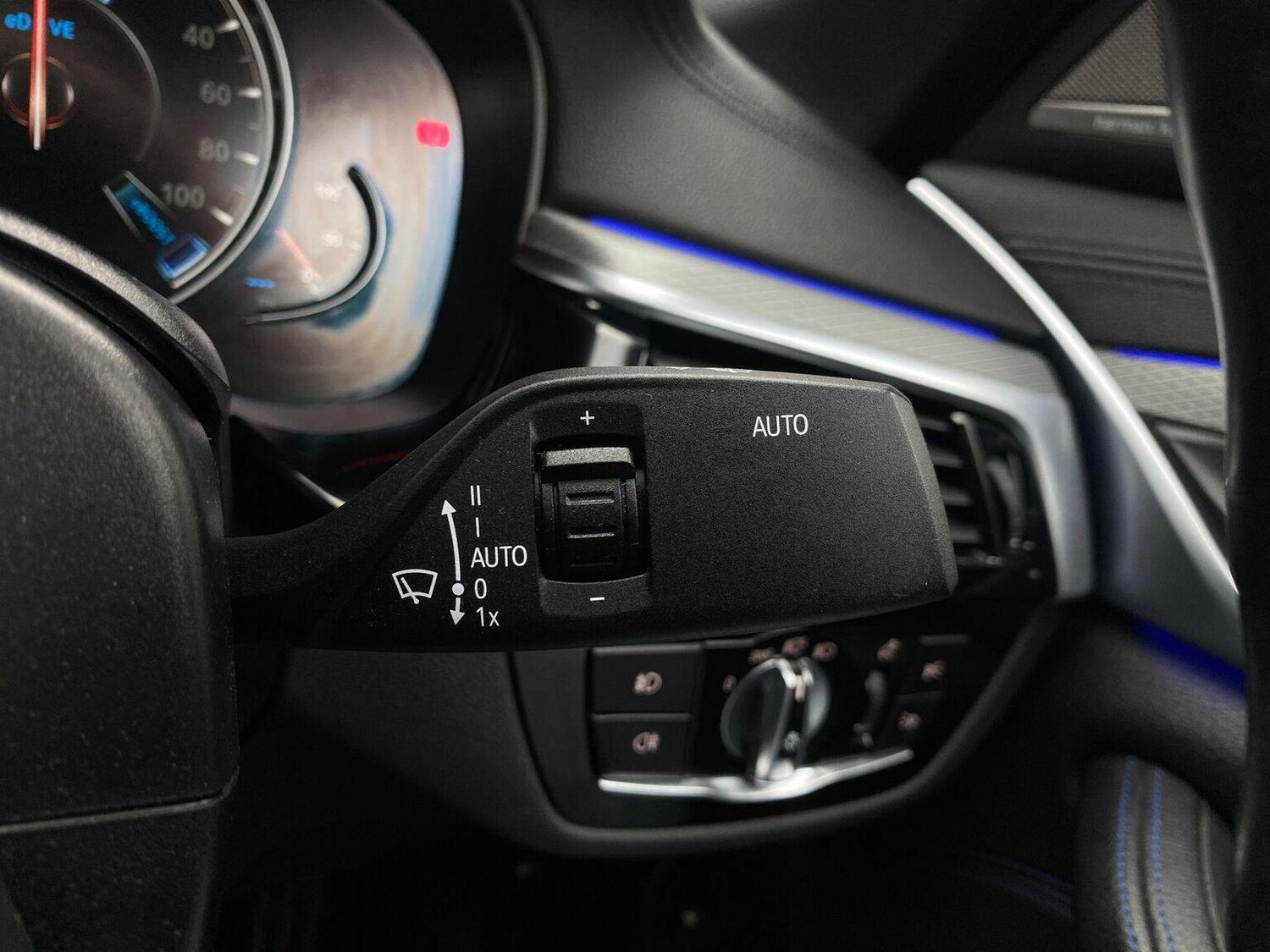 Used BMW 5 Series 2017 for sale - 76744167: Photo 42