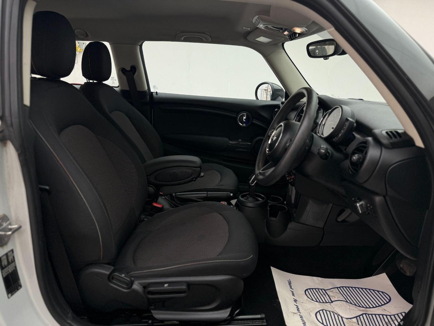 Used MINI Hatch 2019 for sale - 76794514: Photo 8