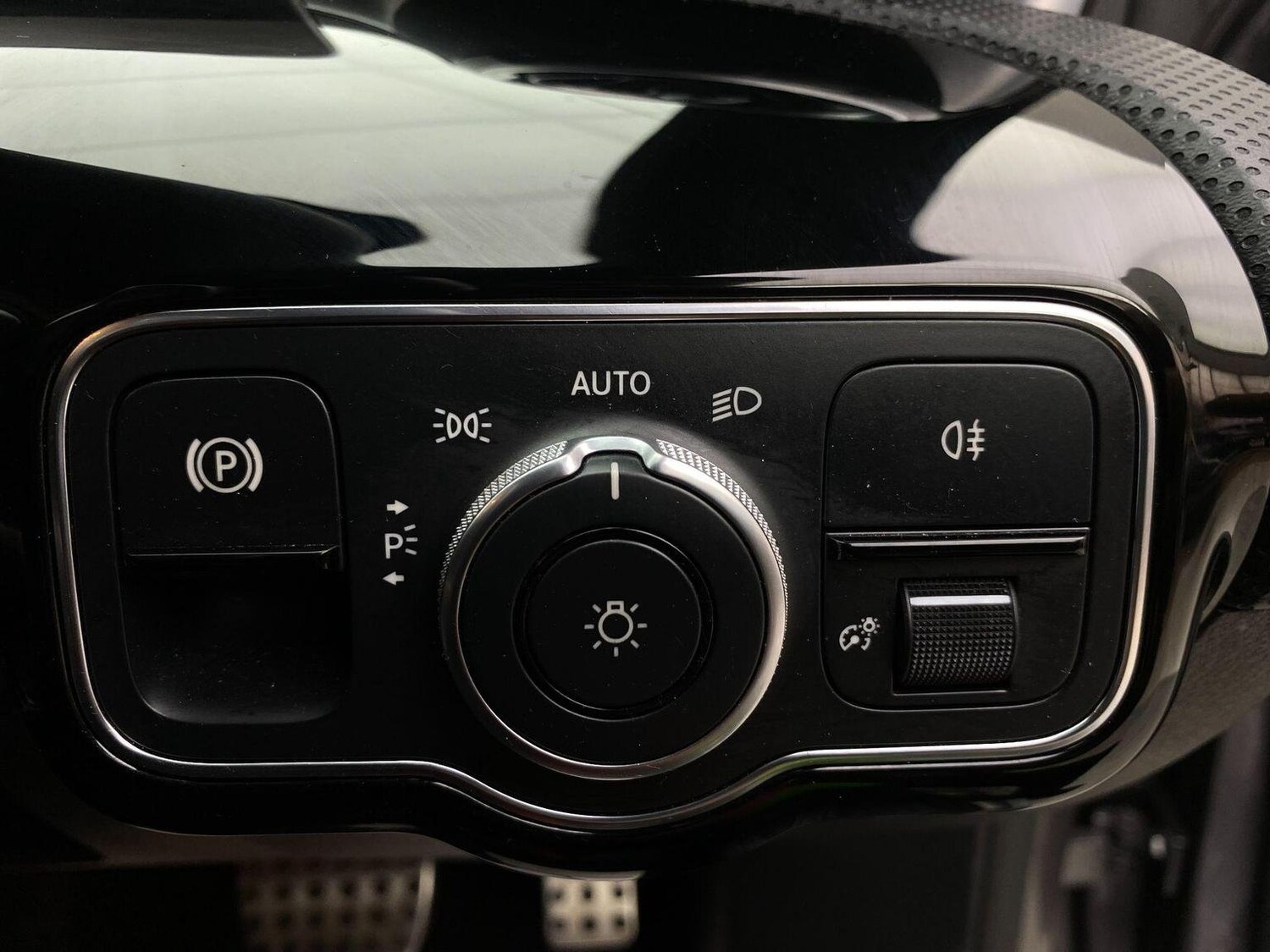 Used Mercedes-Benz CLA 2019 for sale - 76744238: Photo 68