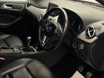 Used Mercedes-Benz B Class 2012 for sale - 76986811: Photo