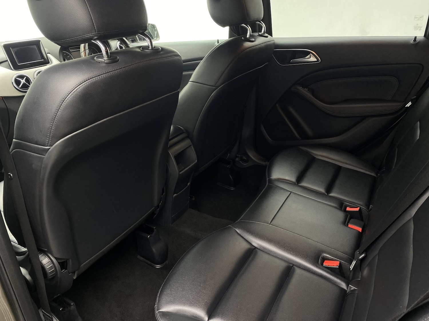 Used Mercedes-Benz B Class 2012 for sale - 76986811: Photo 43