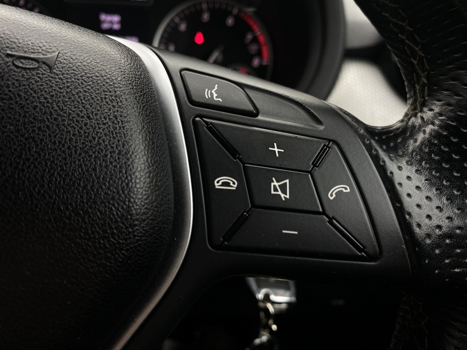 Used Mercedes-Benz B Class 2012 for sale - 76986811: Photo 54