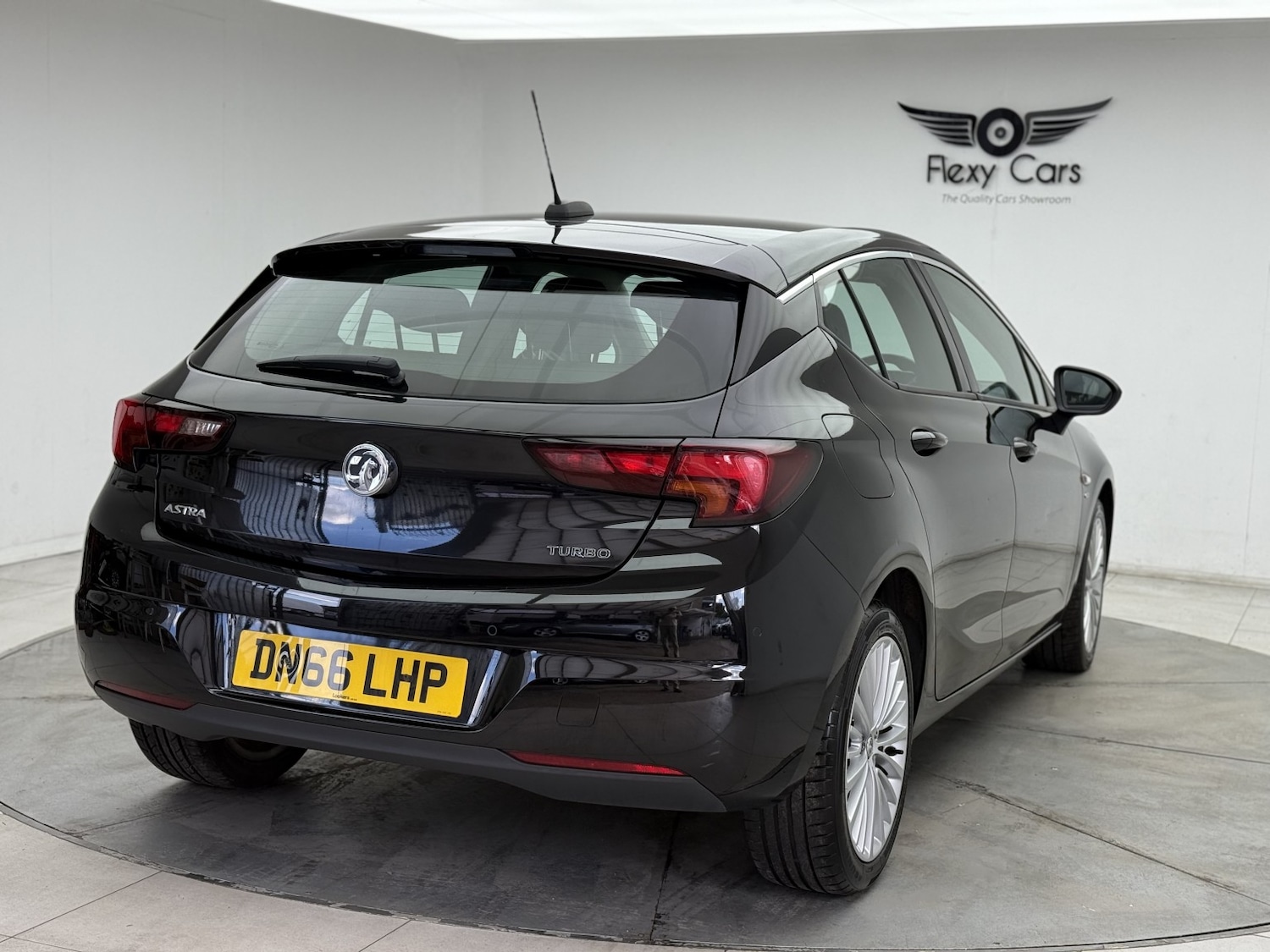 Used Vauxhall Astra 2016 for sale - 76941768: Photo 14