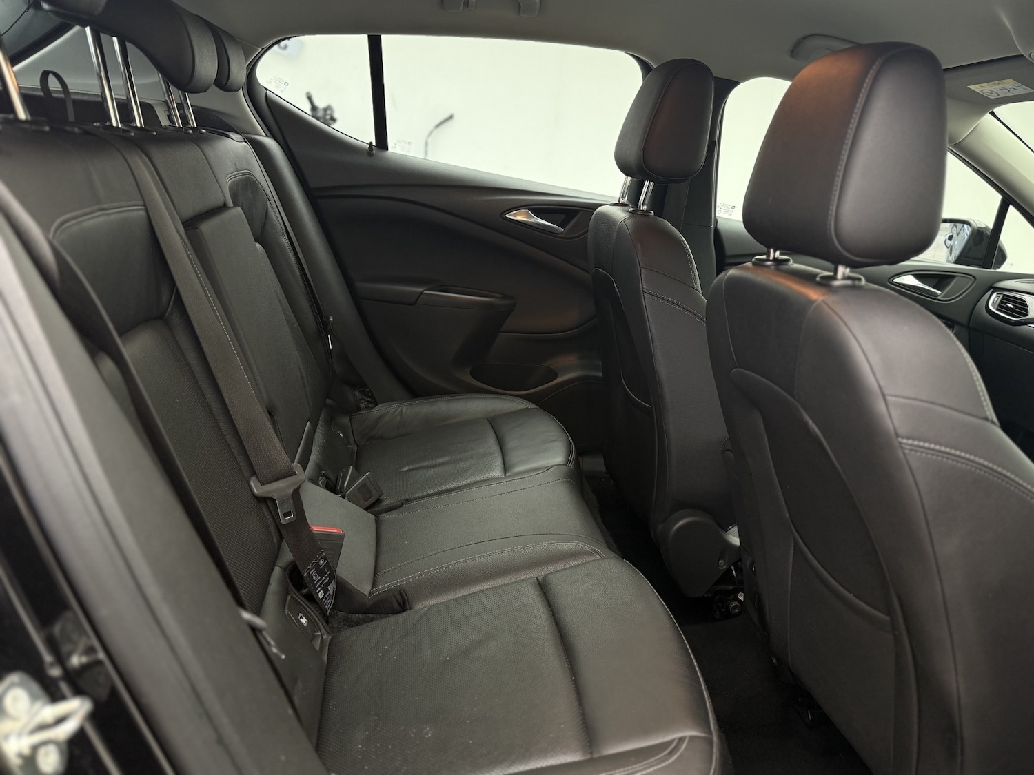 Used Vauxhall Astra 2016 for sale - 76941768: Photo 30