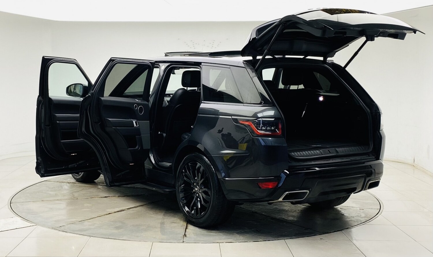 Used Land Rover Range Rover Sport 2018 for sale - 77508617: Photo 15