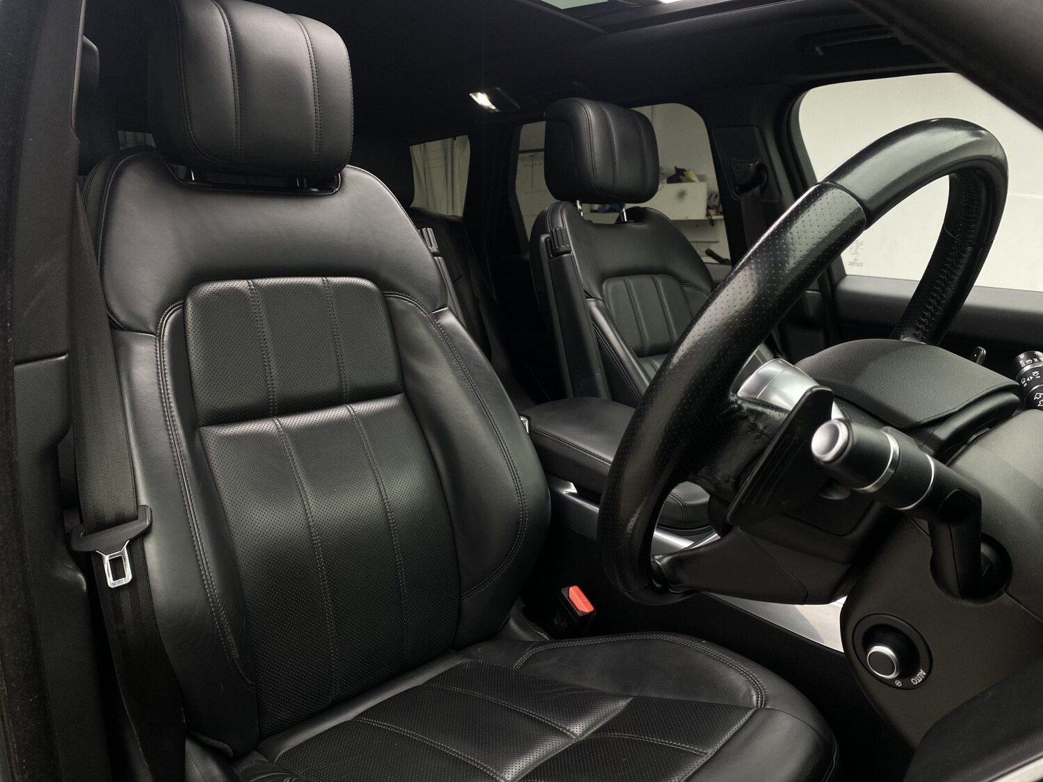 Used Land Rover Range Rover Sport 2018 for sale - 77508617: Photo 38