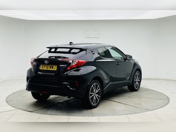 Used Toyota C-HR 2018 for sale - 77438476: Photo