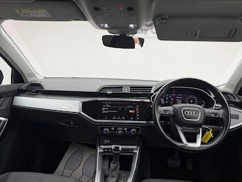 Used Audi Q3 2021 for sale - 76744218: Photo