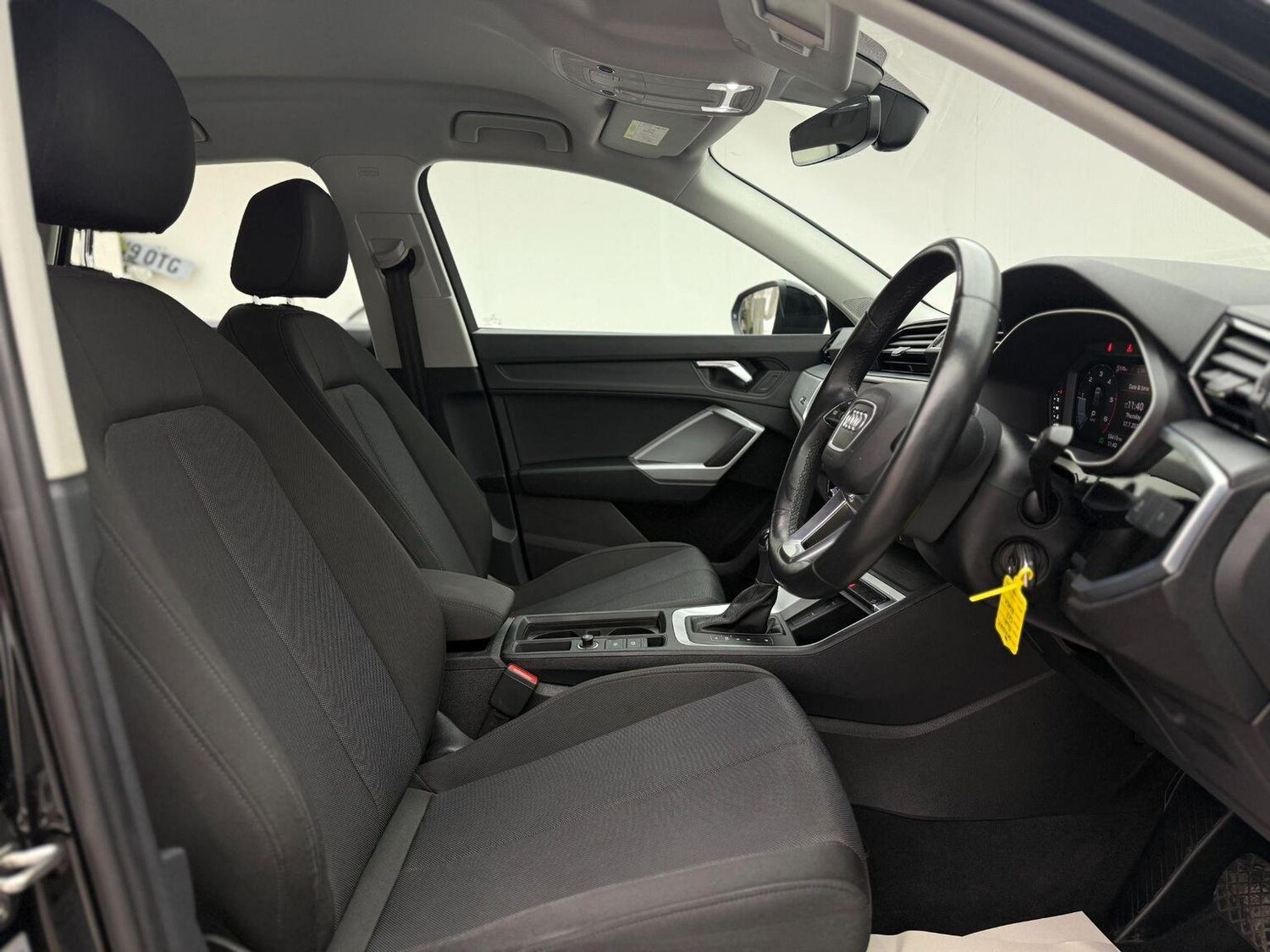 Used Audi Q3 2021 for sale - 76744218: Photo 8