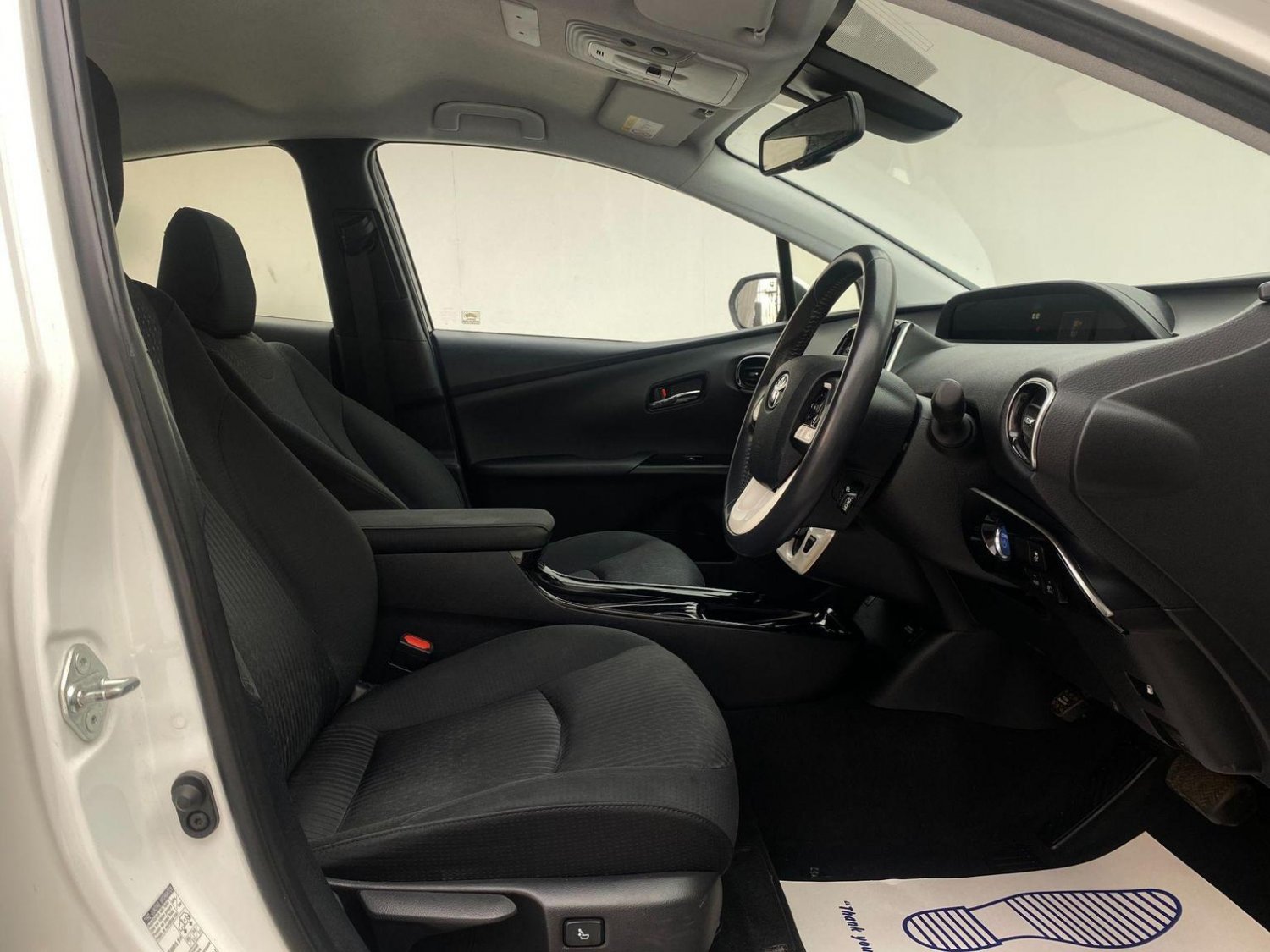 Used Toyota Prius 2017 for sale - 76744250: Photo 10