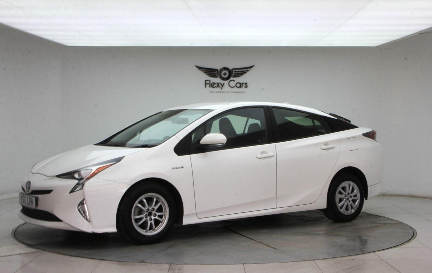Used Toyota Prius 2017 for sale - 76744250: Photo 12
