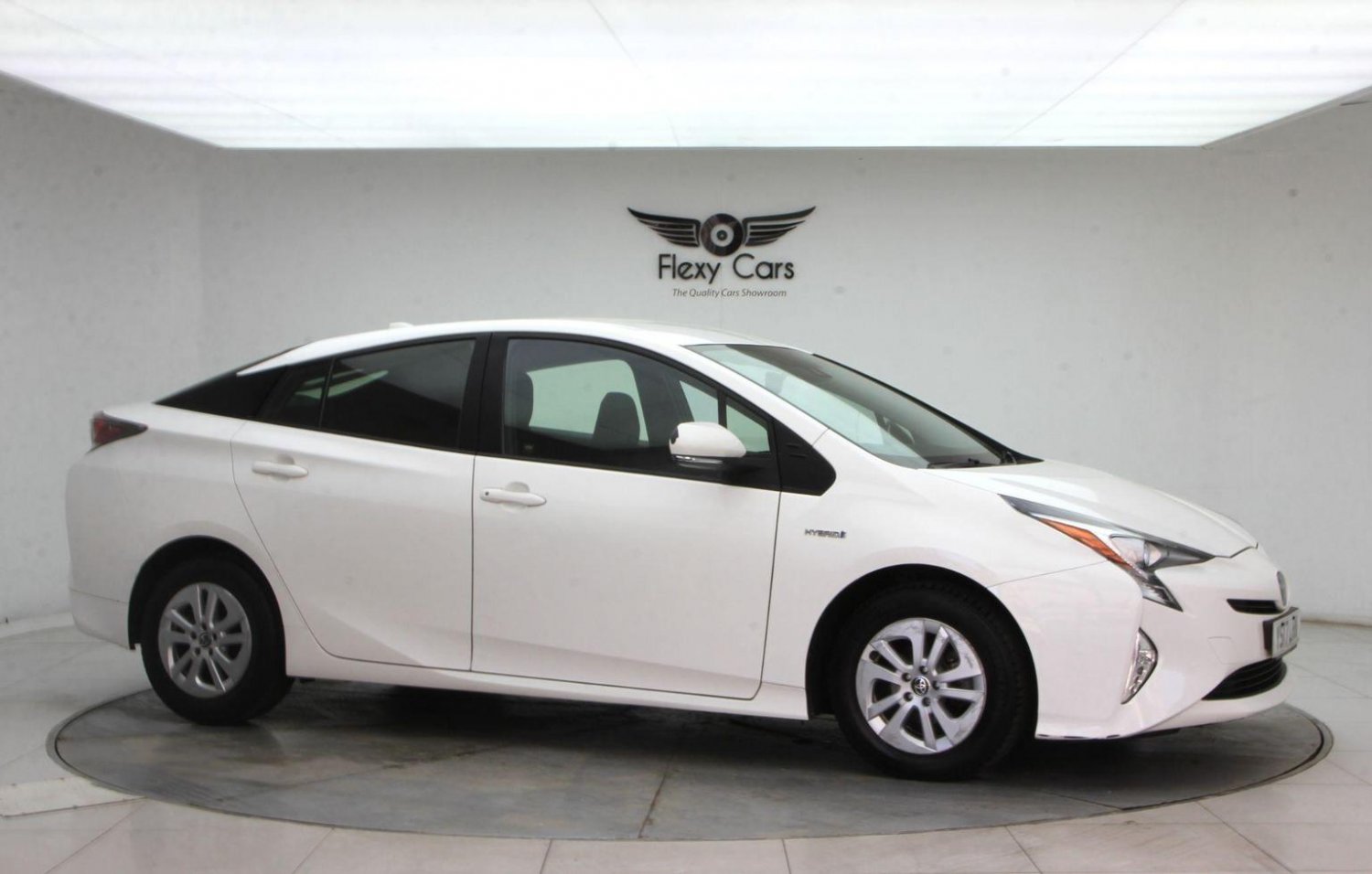 Used Toyota Prius 2017 for sale - 76744250: Photo 3