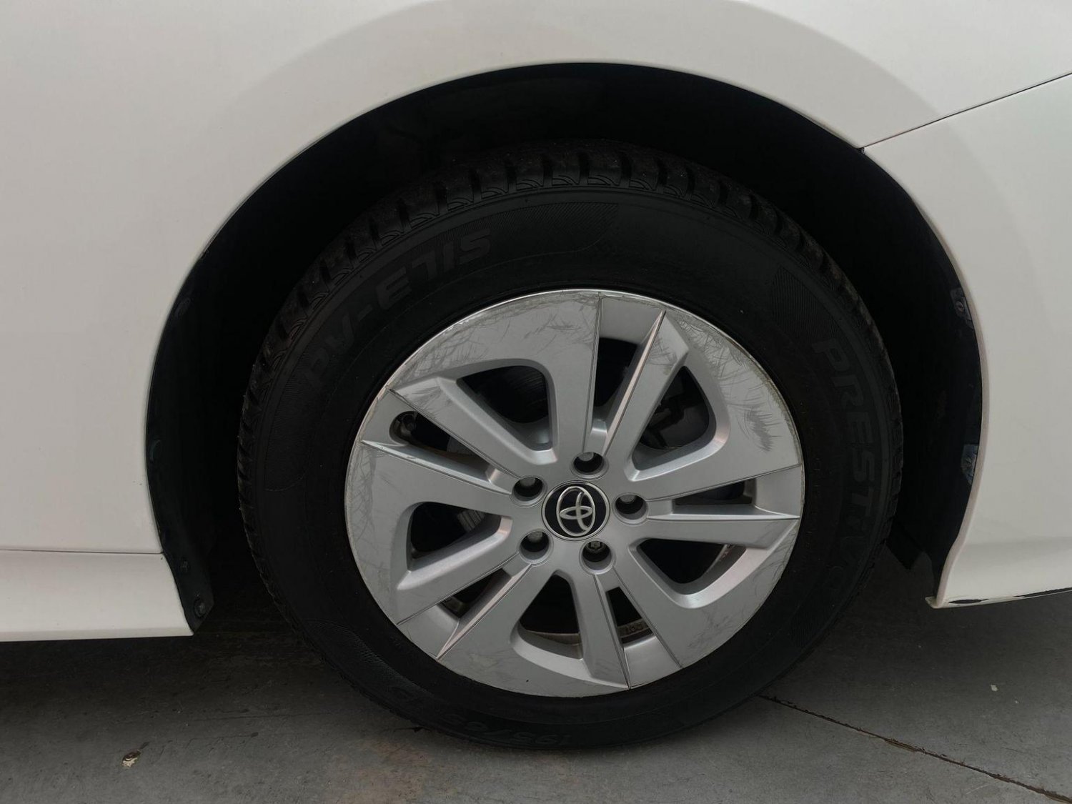 Used Toyota Prius 2017 for sale - 76744250: Photo 42