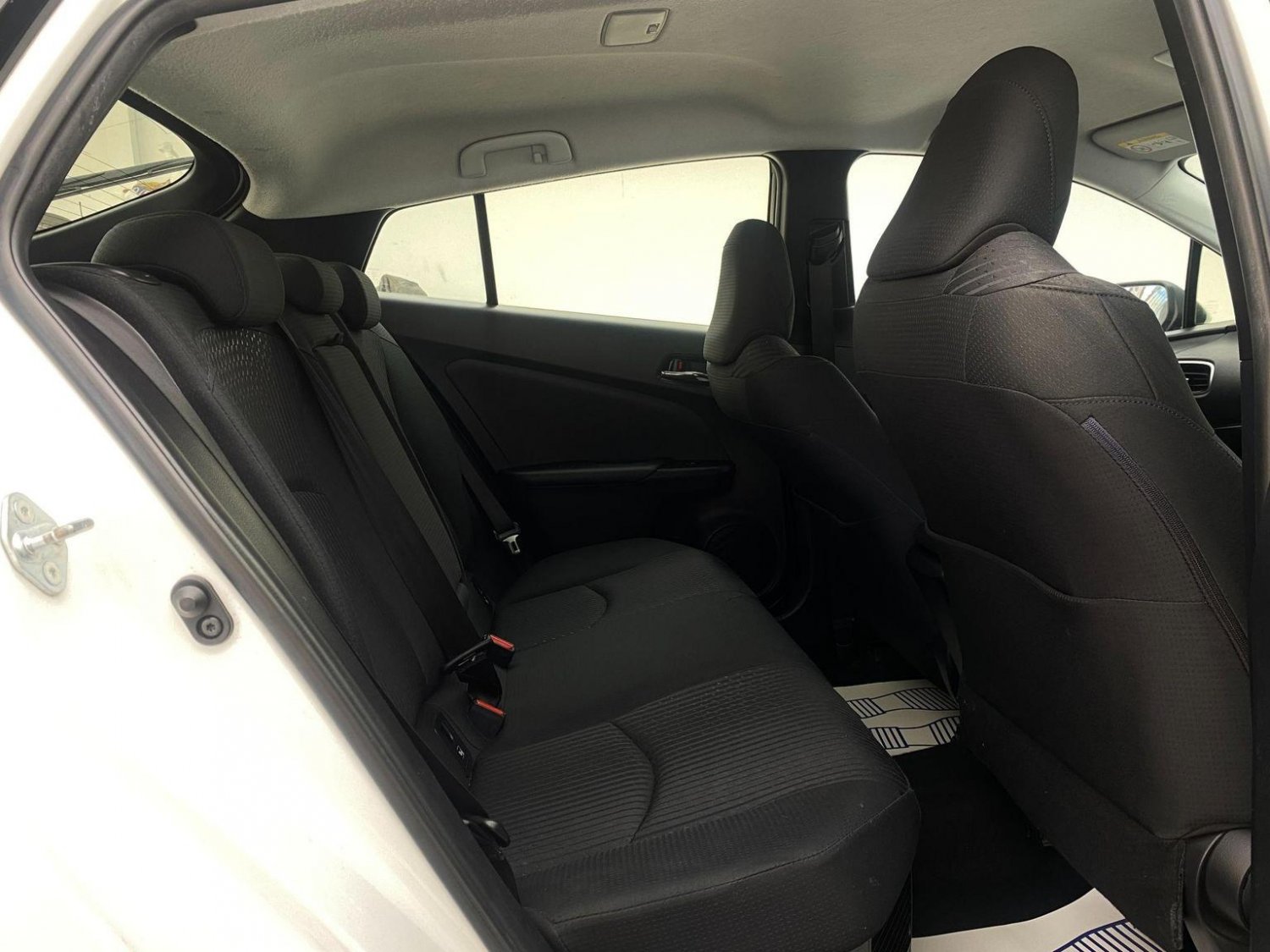 Used Toyota Prius 2017 for sale - 76744250: Photo 47