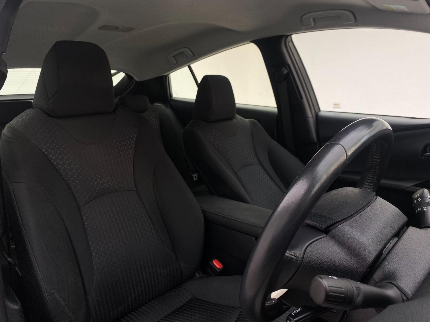 Used Toyota Prius 2017 for sale - 76744250: Photo 48