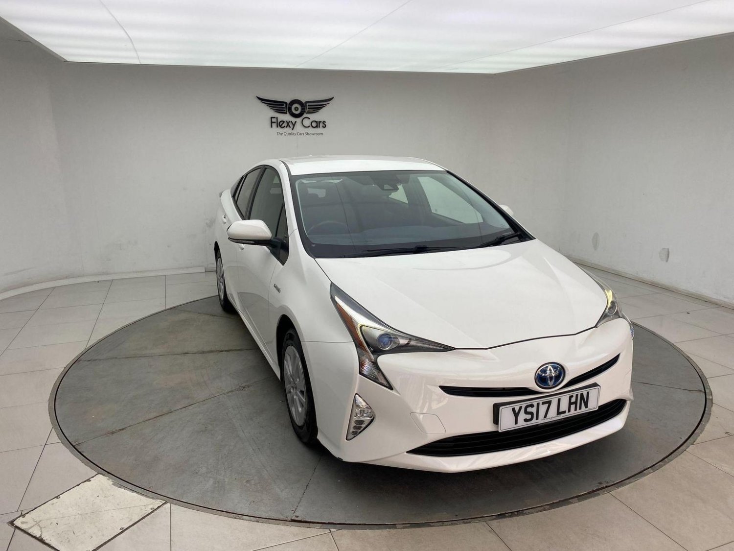 Used Toyota Prius 2017 for sale - 76744250: Photo 68