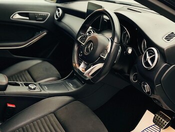 Used Mercedes-Benz GLA 2016 for sale - 76744151: Photo