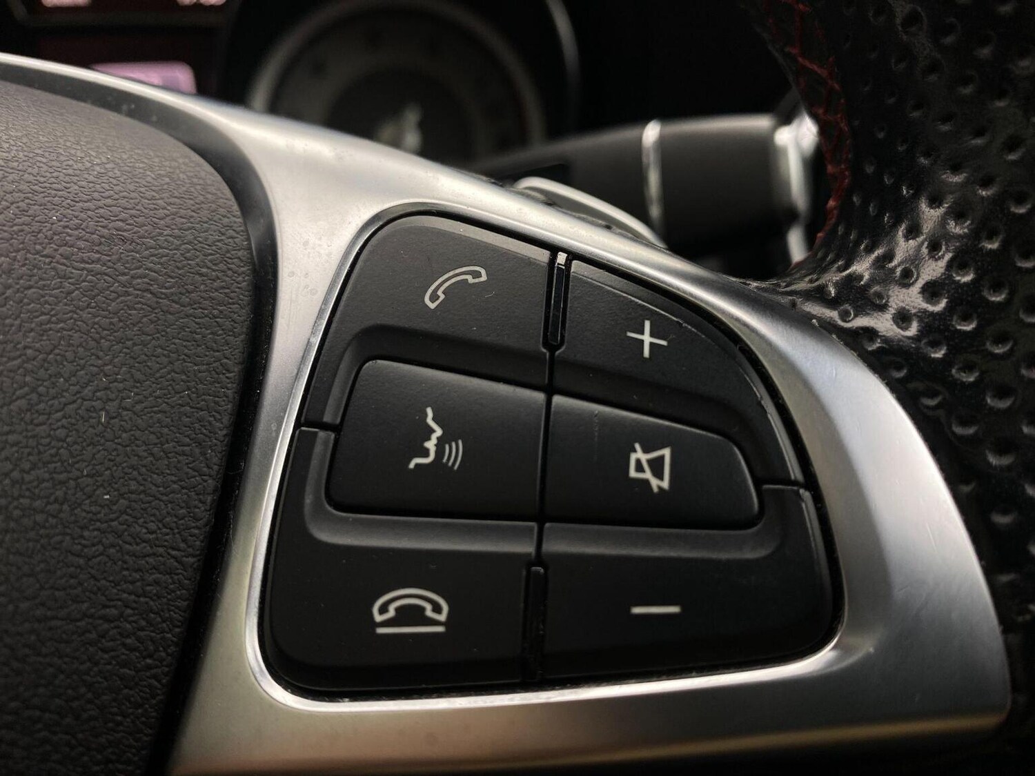 Used Mercedes-Benz GLA 2016 for sale - 76744151: Photo 41