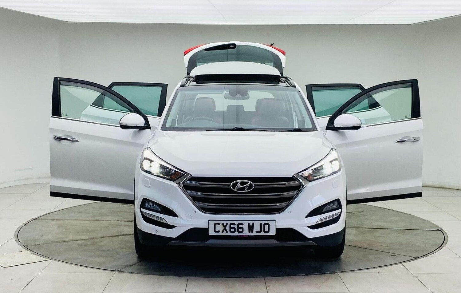 Used Hyundai TUCSON 2016 for sale - 76744186: Photo 10