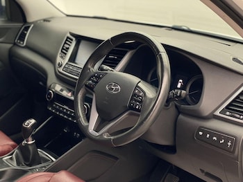 Used Hyundai TUCSON 2016 for sale - 76744186: Photo