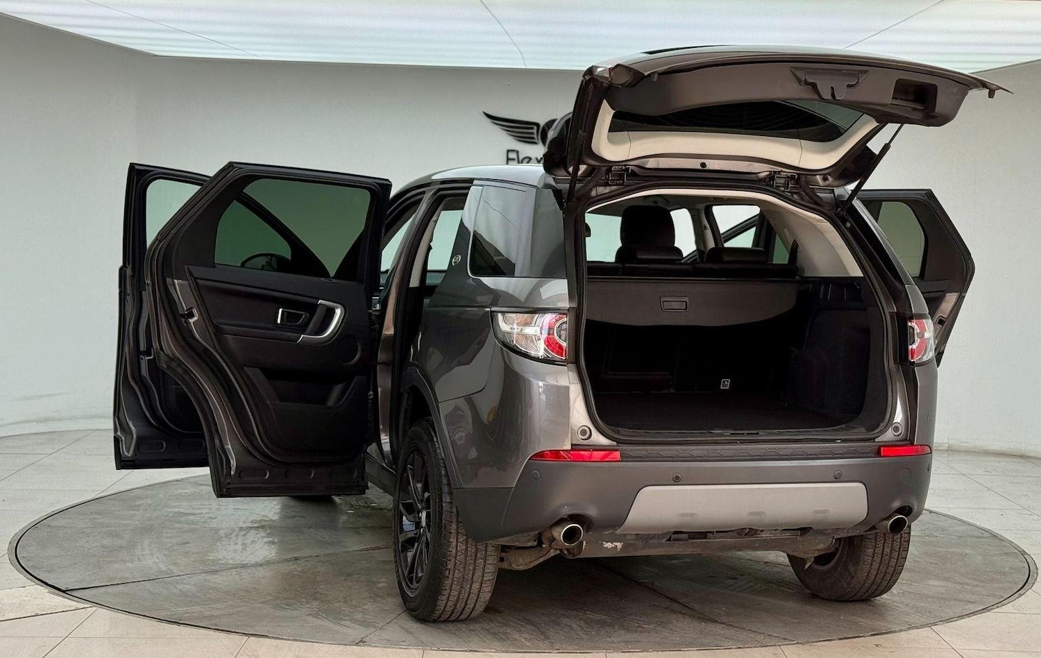 Used Land Rover Discovery Sport 2019 for sale - 76794533: Photo 26