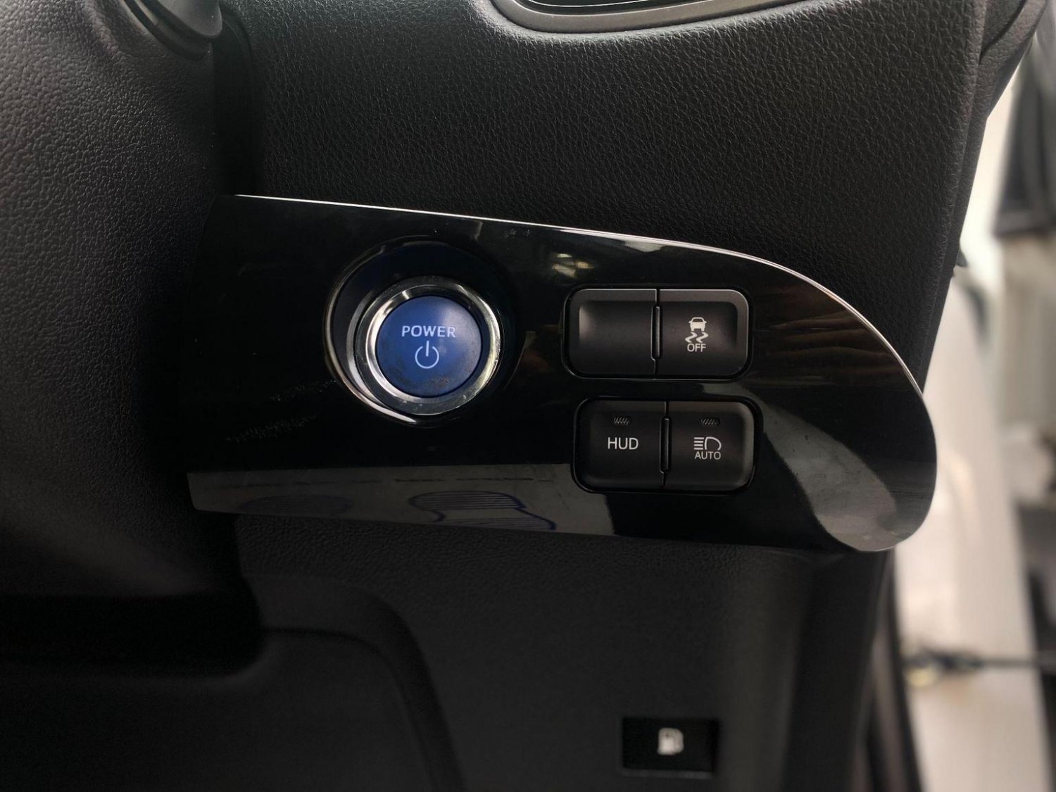 Used Toyota Prius 2017 for sale - 76794545: Photo 46