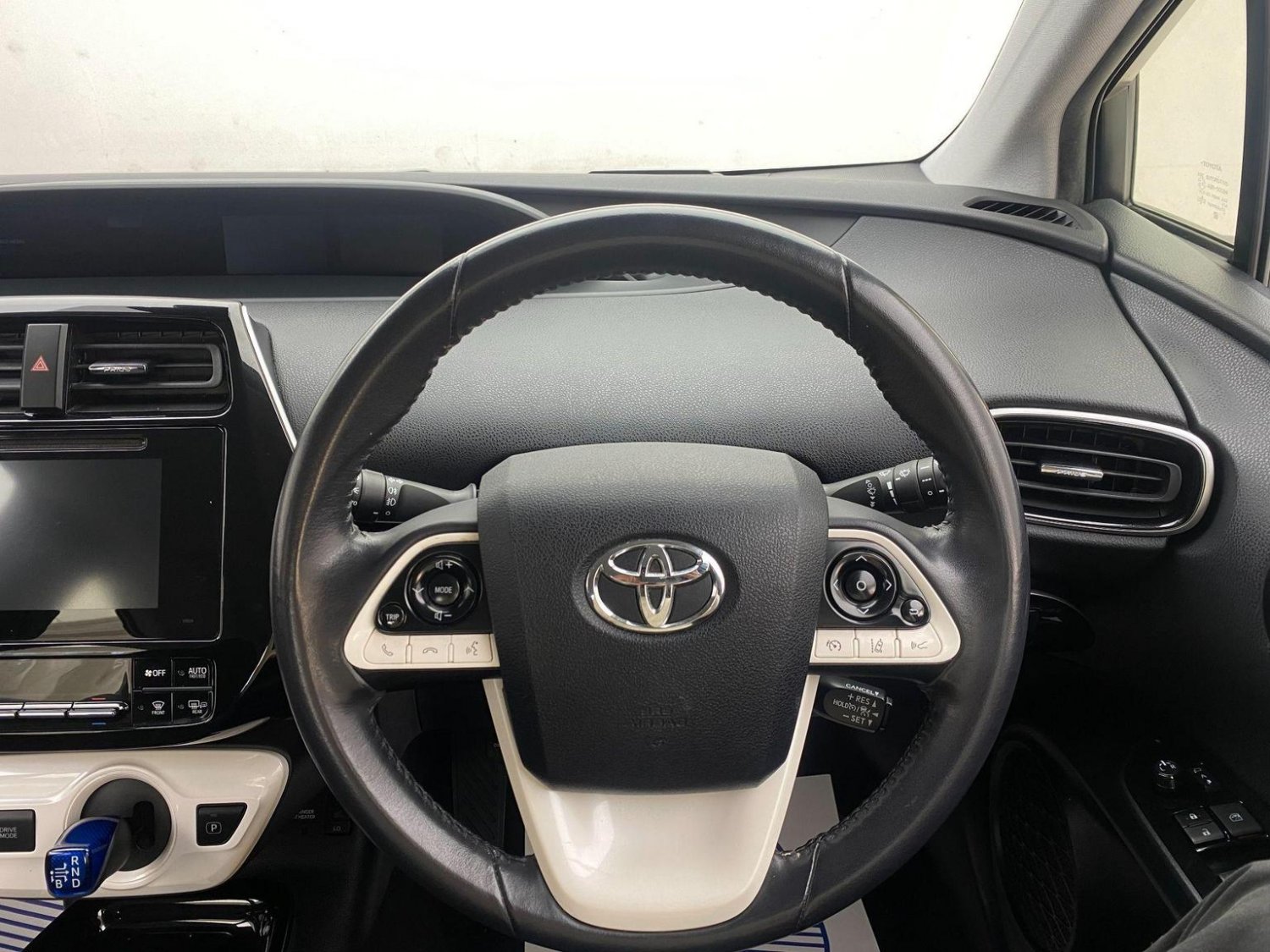 Used Toyota Prius 2017 for sale - 76794545: Photo 53