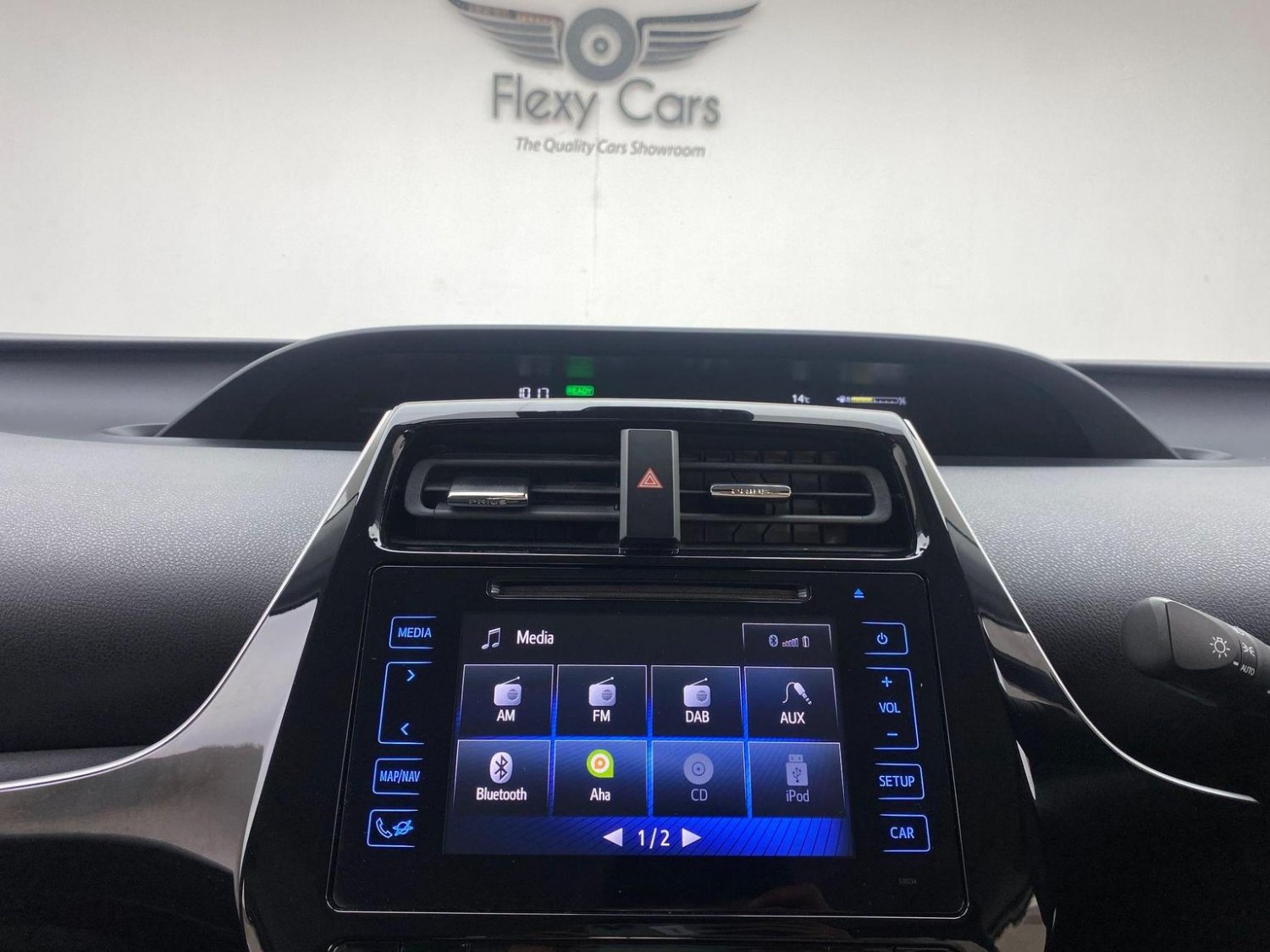 Used Toyota Prius 2017 for sale - 76794545: Photo 59