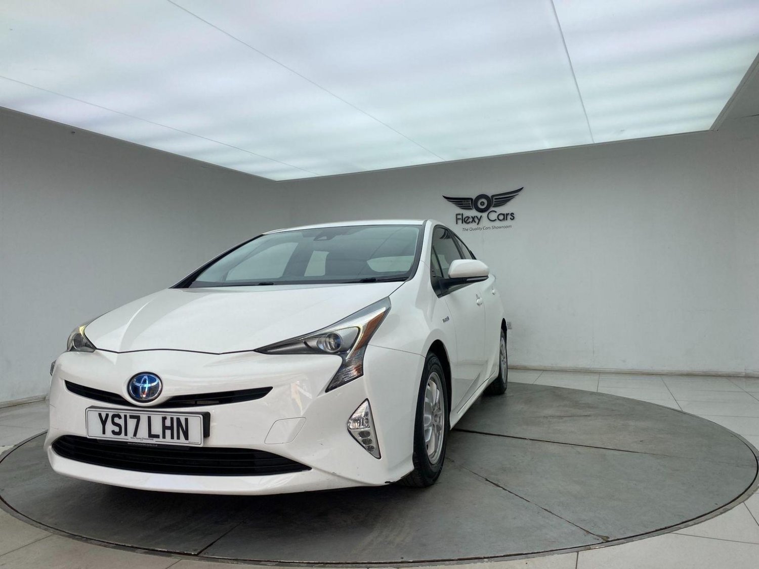 Used Toyota Prius 2017 for sale - 76794545: Photo 71