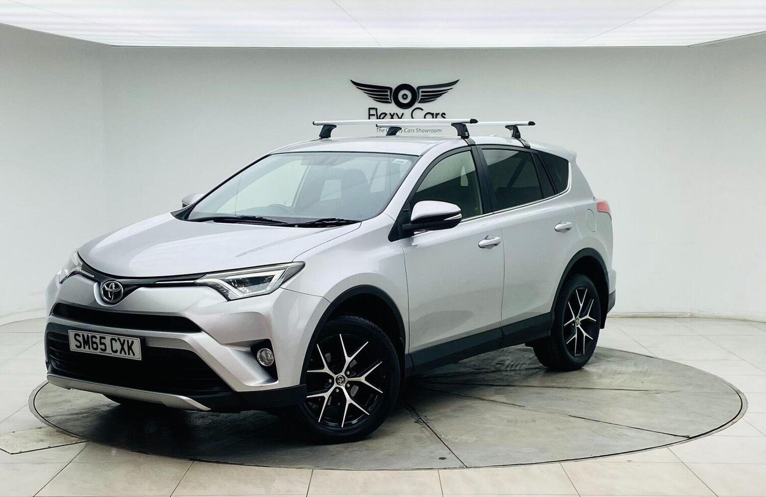 Used Toyota RAV4 2015 for sale - 76744179: Photo 13