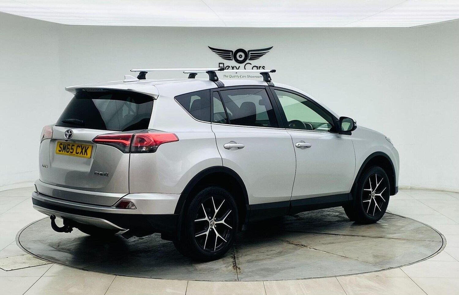 Used Toyota RAV4 2015 for sale - 76744179: Photo 17