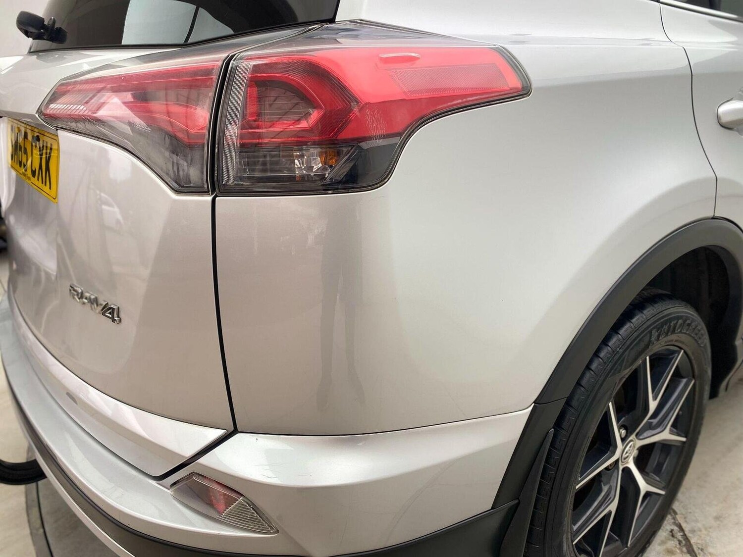 Used Toyota RAV4 2015 for sale - 76744179: Photo 49