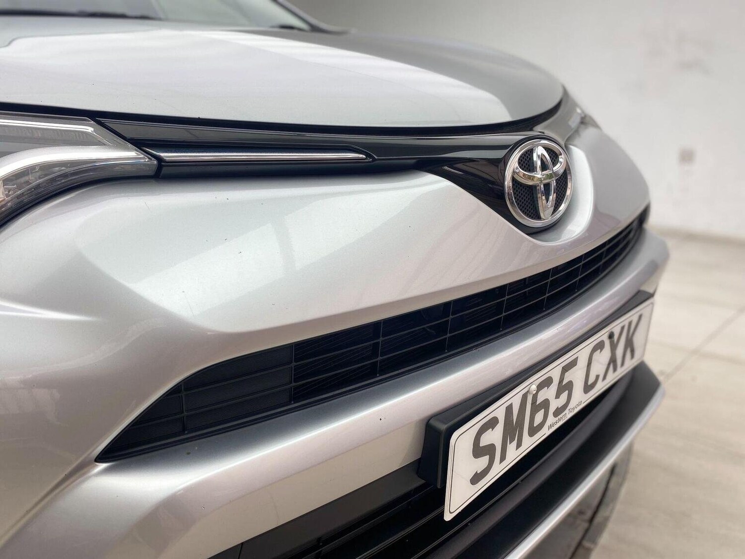 Used Toyota RAV4 2015 for sale - 76744179: Photo 56