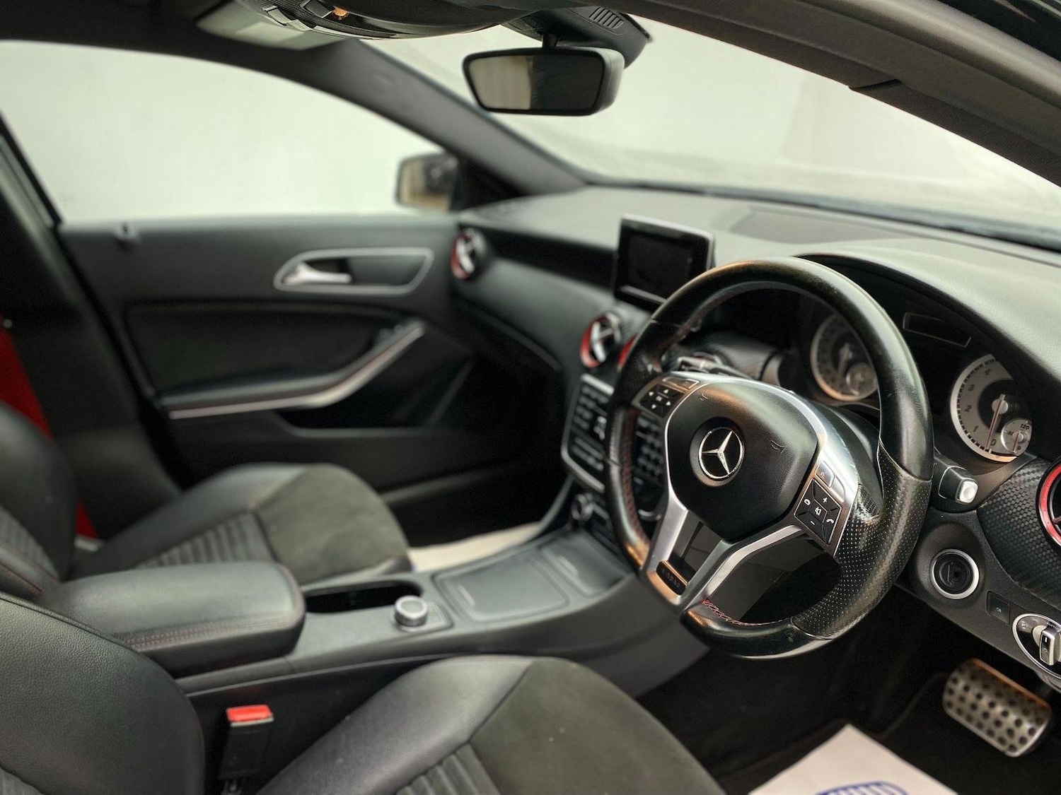 Used Mercedes-Benz A-Class 2013 for sale - 76794521: Photo 31