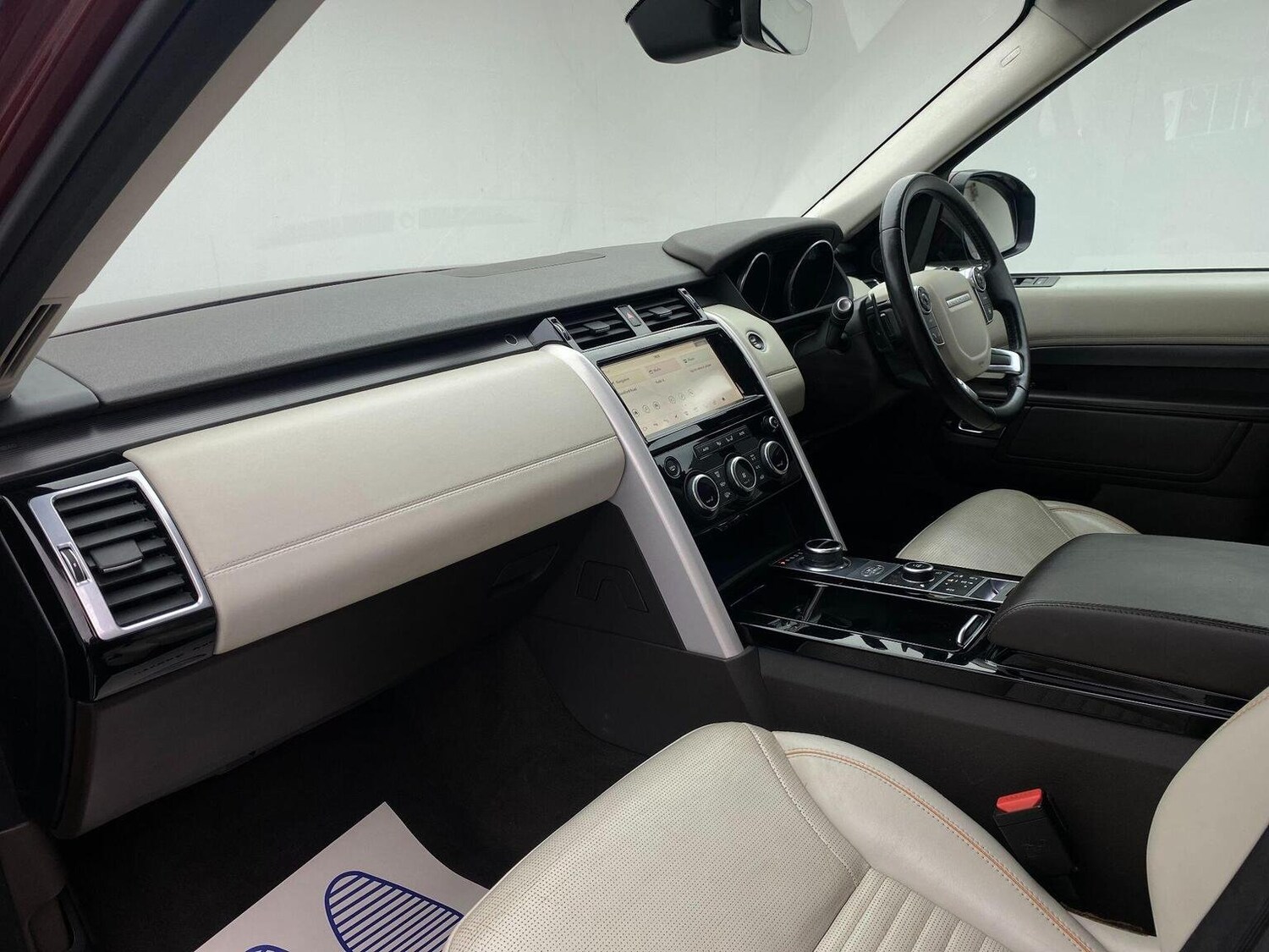 Used Land Rover Discovery 2017 for sale - 76744181: Photo 25