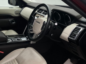 Used Land Rover Discovery 2017 for sale - 76744181: Photo