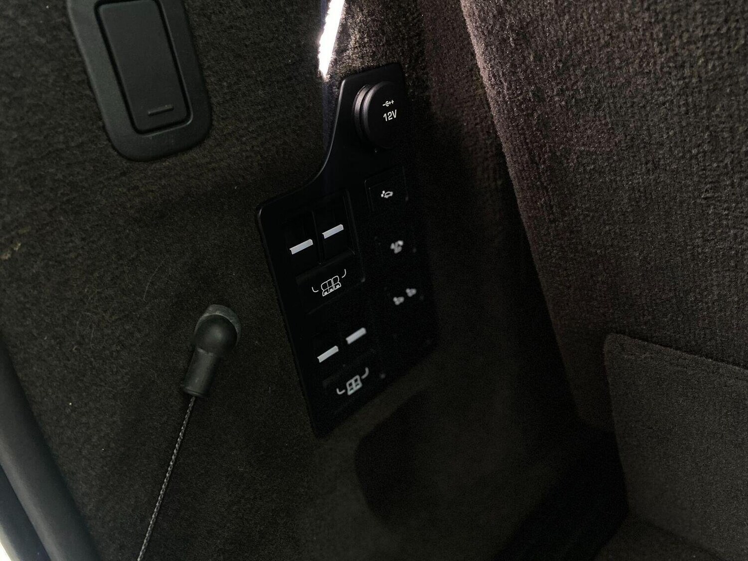 Used Land Rover Discovery 2017 for sale - 76744181: Photo 37