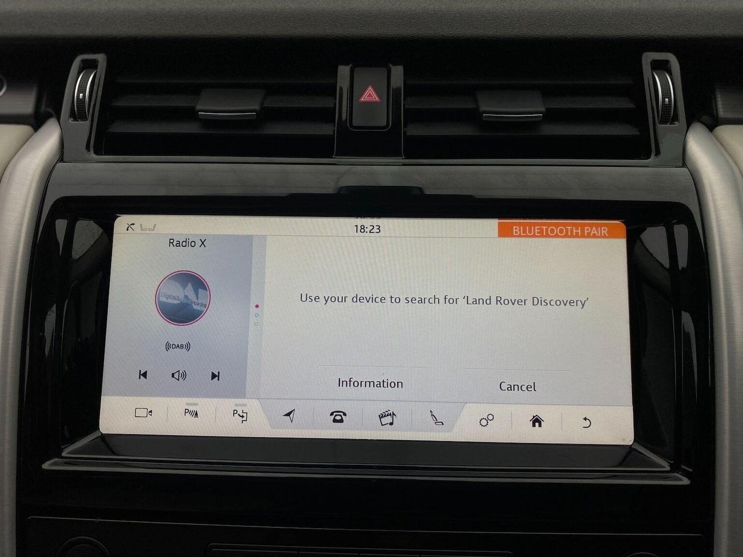 Used Land Rover Discovery 2017 for sale - 76744181: Photo 54