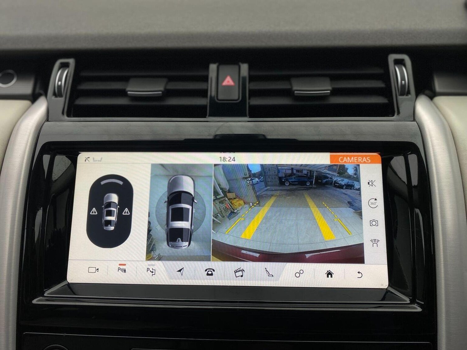 Used Land Rover Discovery 2017 for sale - 76744181: Photo 56