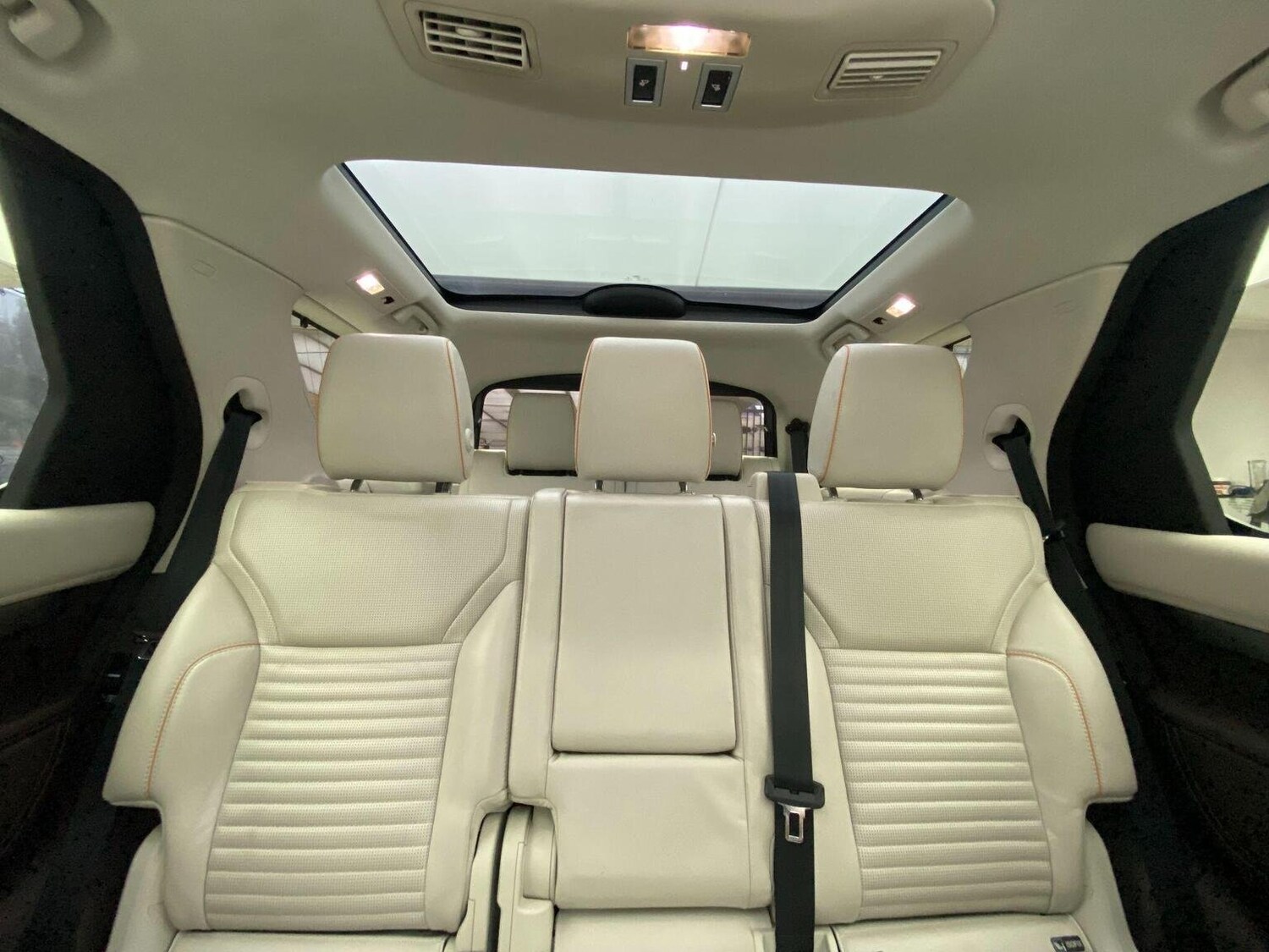 Used Land Rover Discovery 2017 for sale - 76744181: Photo 75