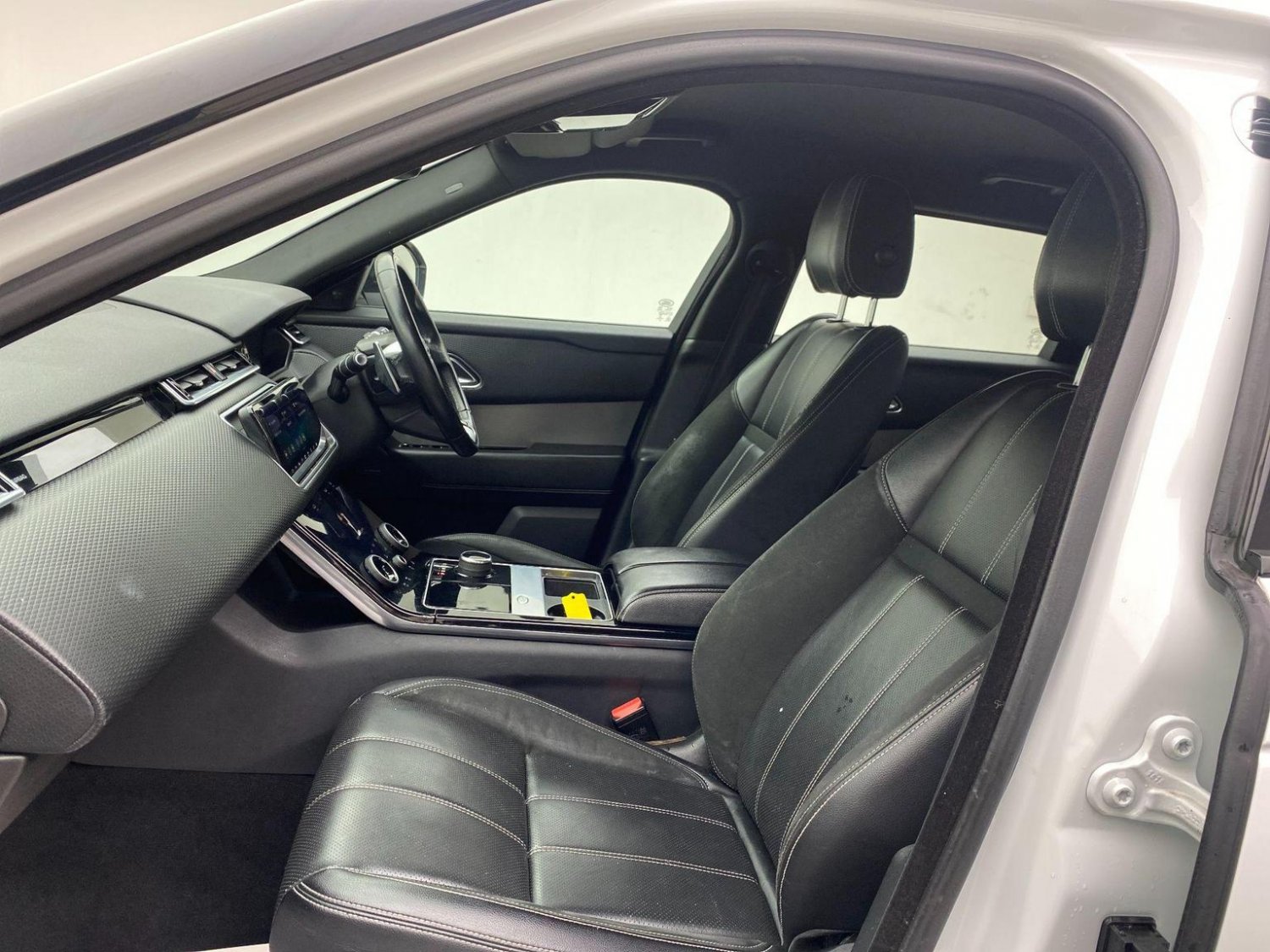 Used Land Rover Range Rover Velar 2018 for sale - 76794554: Photo 27