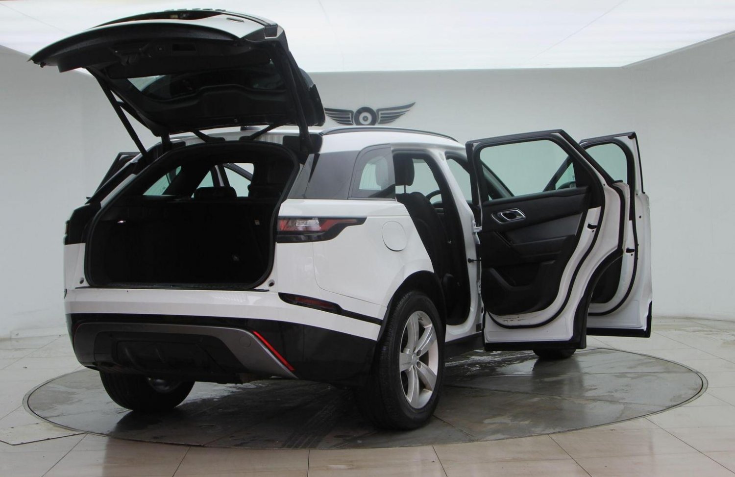 Used Land Rover Range Rover Velar 2018 for sale - 76794554: Photo 9